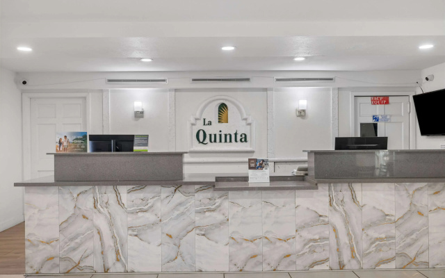 La Quinta Inn by Wyndham Stockton - фото 2