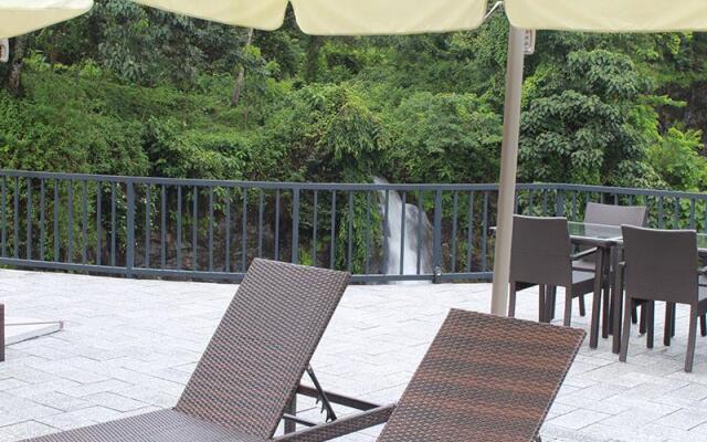 Athirappilly Green Trees Resort