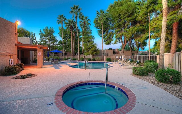 Southwest Sanctuary 3 BR by Casago