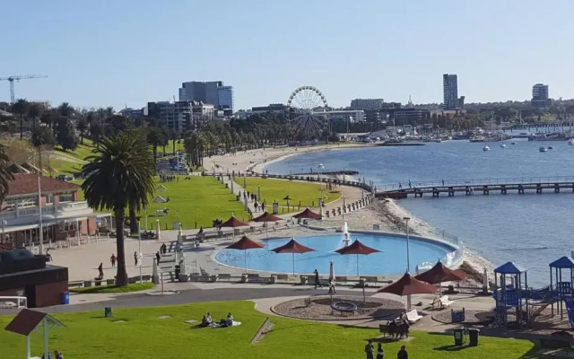 Gateway to the Surf Coast and Geelong