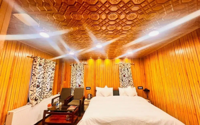 Pine View Resort - Gulmarg