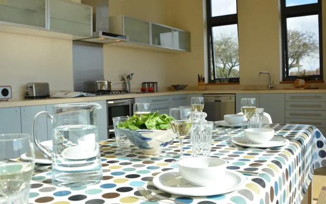 Upper Lodge, Shotley