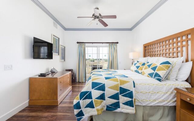 Condo Centre Court Supreme 3 Bedroom Reunion