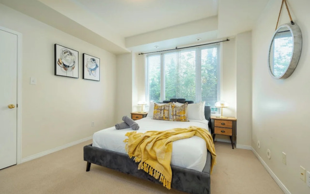 Cozy 1 Bedroom Townhouse