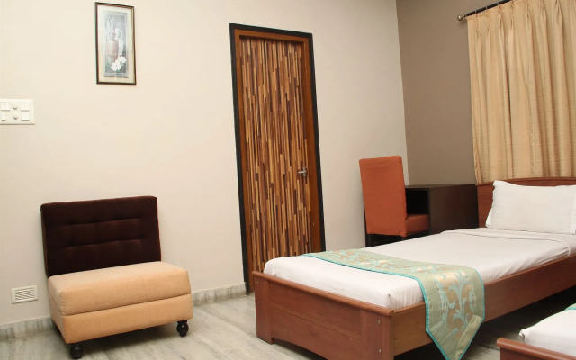 Simi International - The Executive