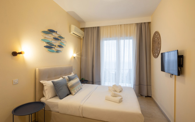 Aurora Beach Hotel
