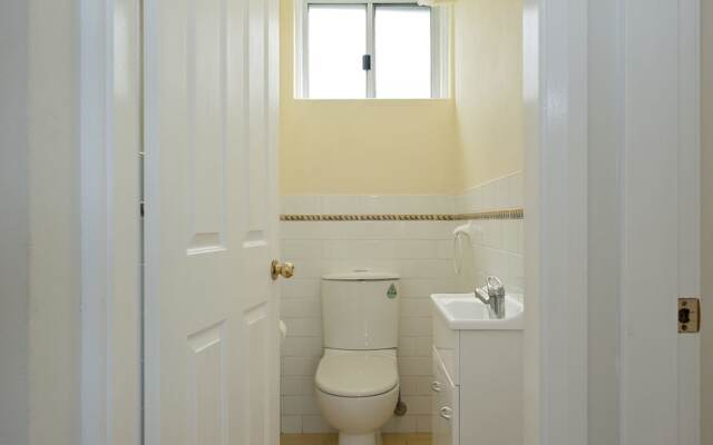 Ocean Retreat, 28 Pacific Street