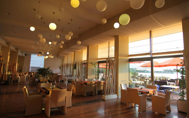 Hotel On Plonge Junior