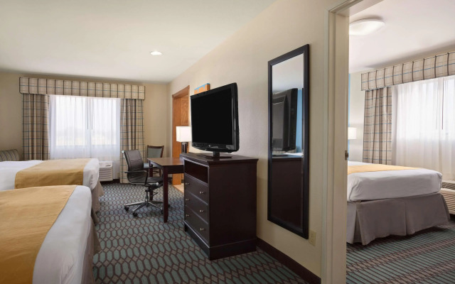 Country Inn & Suites by Radisson, Lubbock, TX