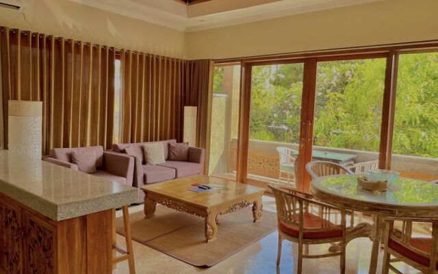 Bayshore Residence