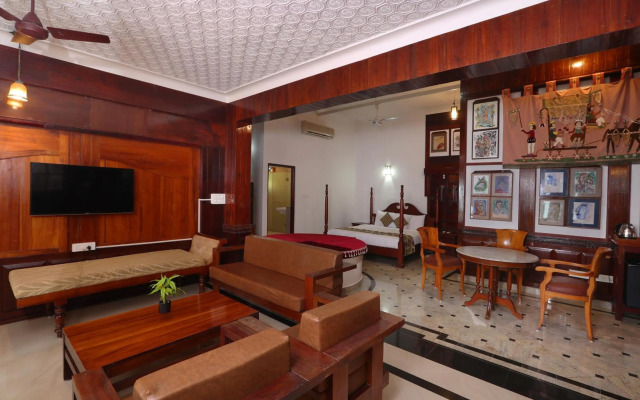 Tom's Inn Premium