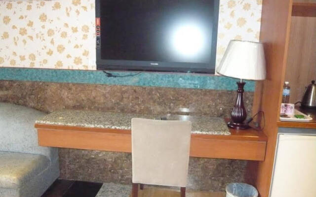 Good Friend Business Traveler Hotel