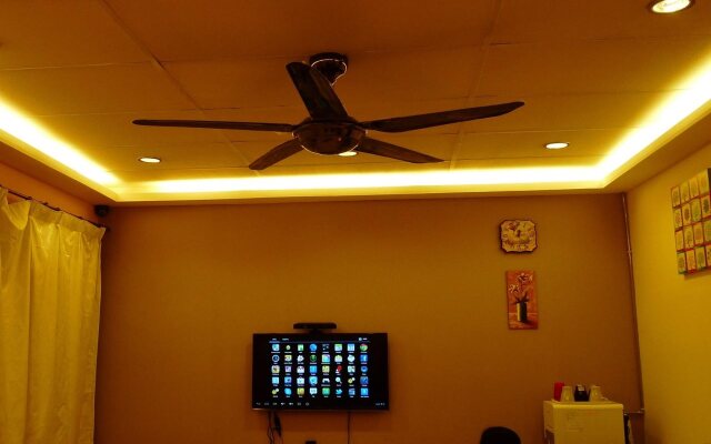 OYO 89881 V Stay Guesthouse