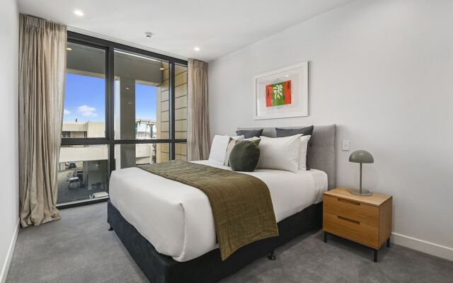 Chic contemporary in Wynyard Quarter