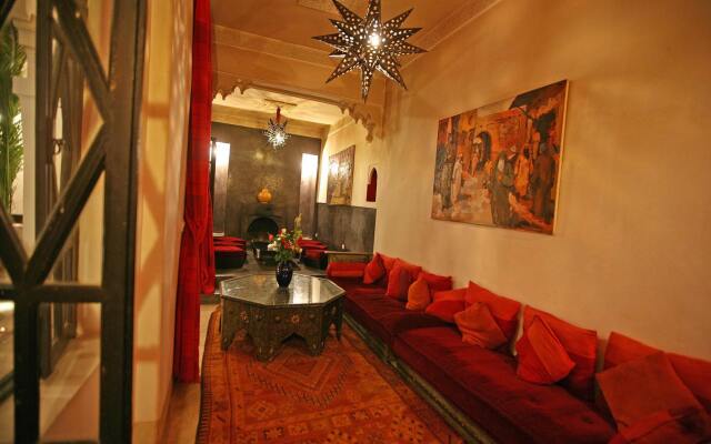 Riad Fabiola et Spa By La Siredrah