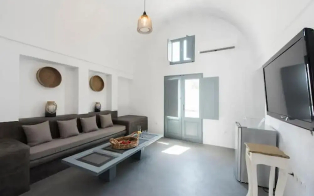 Onirondas Villas Dom Style in Fira City