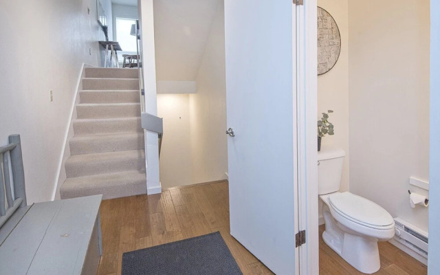 Coldstream Townhome 7