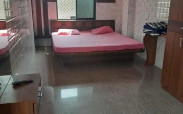 Goroomgo Sea Smile Lodge Puri
