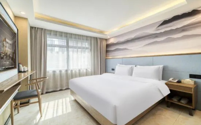 Elong Me Anlai Hotel (Shanghai Zhenping Road Subway Station Guangxin Road)