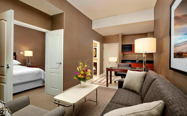 Sheraton Suites Calgary Eau Claire