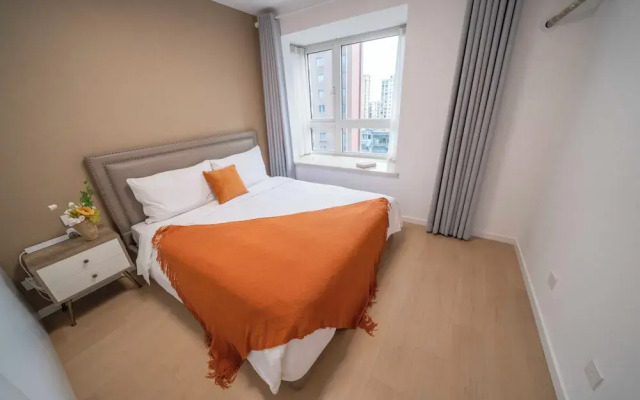 Tyms Changning Spacious 3BR 2BA APT