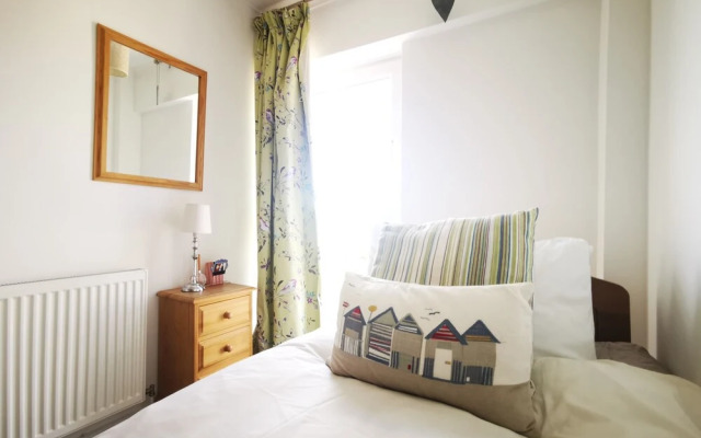 Sea View 3 Bedroom Seaside Property