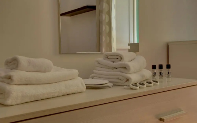 COLOSSEO Apt Mecenate 77 - Home and More