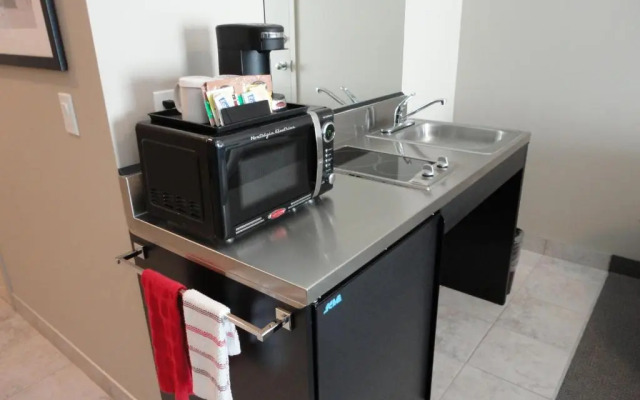 Ramada Emerald Park/Regina East