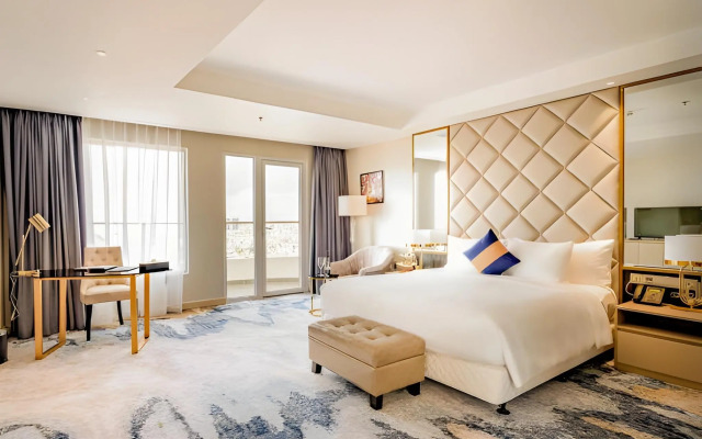 La Vela Saigon Hotel