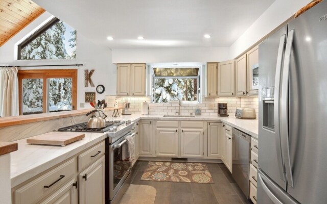 Kimball Dog Friendly Rental by RedAwning