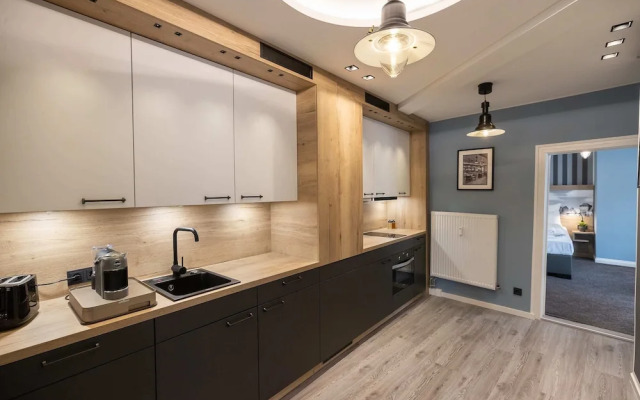 Oldtown Studios by dasPaul