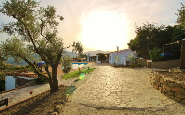 1039 Villa Cuatro Caminos