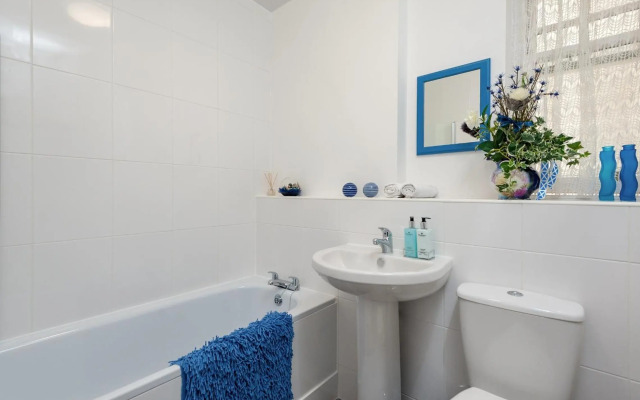 The Portsburgh Square Residence