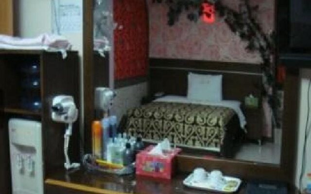 Goodstay V Spa Motel