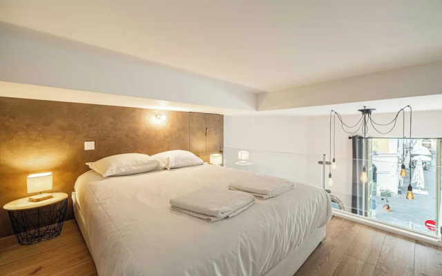 A/C Mezzanine Apt 1BR/2P - Place Garibaldi