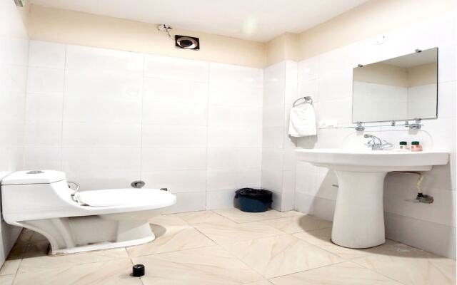 Capital O 4963 Hotel Inderprasth