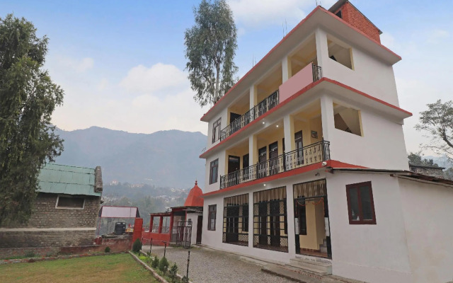 OYO 24695 Hotel Comfort Inn