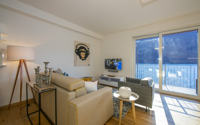 Blue View Lugano Lake – Waterfront Cocoon