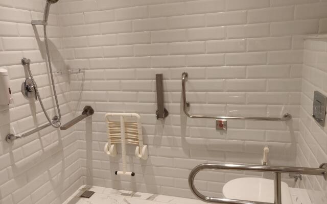 Holiday Inn Express Chennai OMR Thoraipakkam by IHG