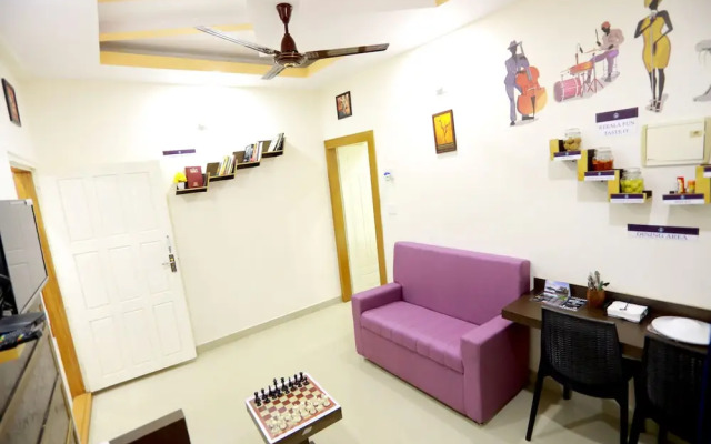 Base9 Airport Hotel