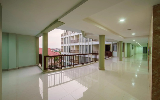 Smiling Hotel