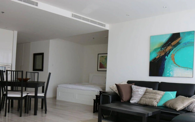 Signature Holiday Homes Dubai