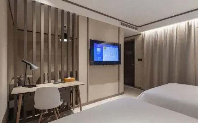 HanTing Hotel (Jinan Quanfu Beiyuan Street)