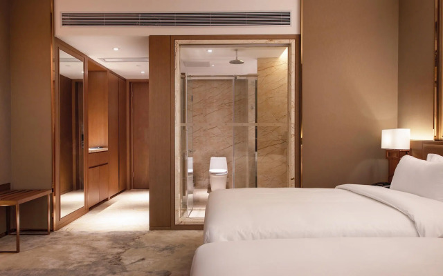 Jinmanfu International Hotel (Huadu Square Cultural Tourism City)