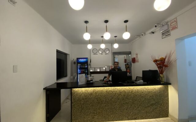 Manantial Hostal No.004