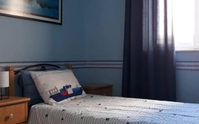 Ramzam - Spacious & Modern 3 bedroom apartment with roof terrace