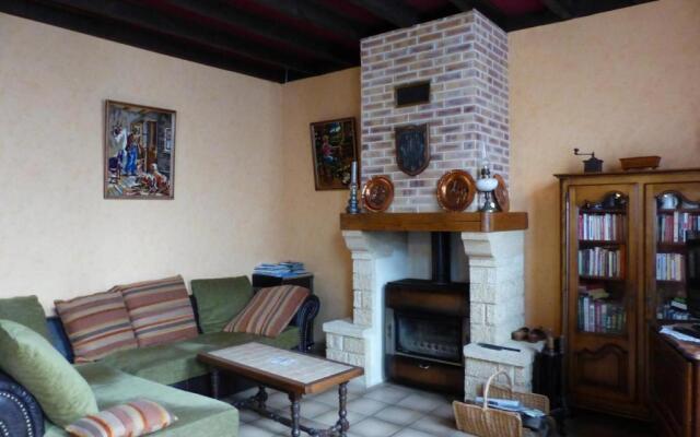 Gîte Saint-Germain-des-Fossés, 5 pièces, 8 personnes - FR-1-489-248