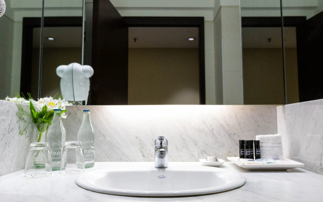 474 Buenos Aires Hotel