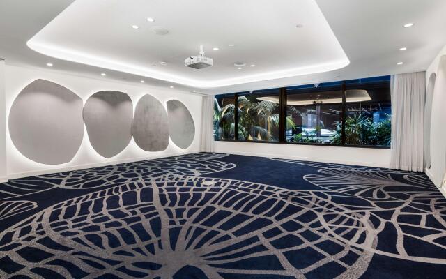 West Hotel Sydney, Curio Collection by Hilton