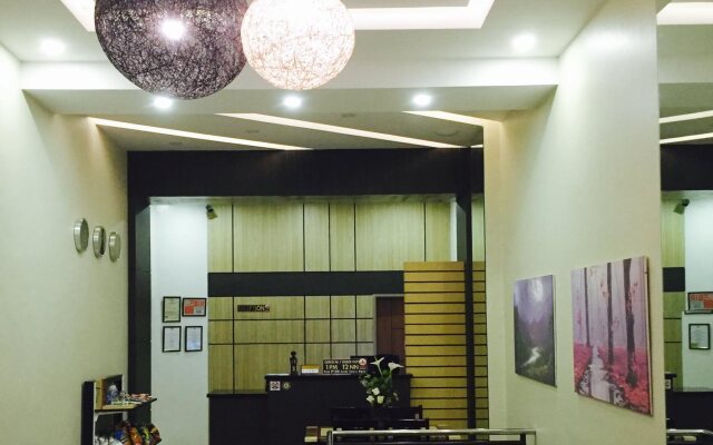 OYO 767 Hotel Urban - Khotel Kurban Hotel